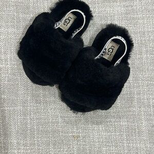 UGG Black Fluffy Slippers Toddler 6